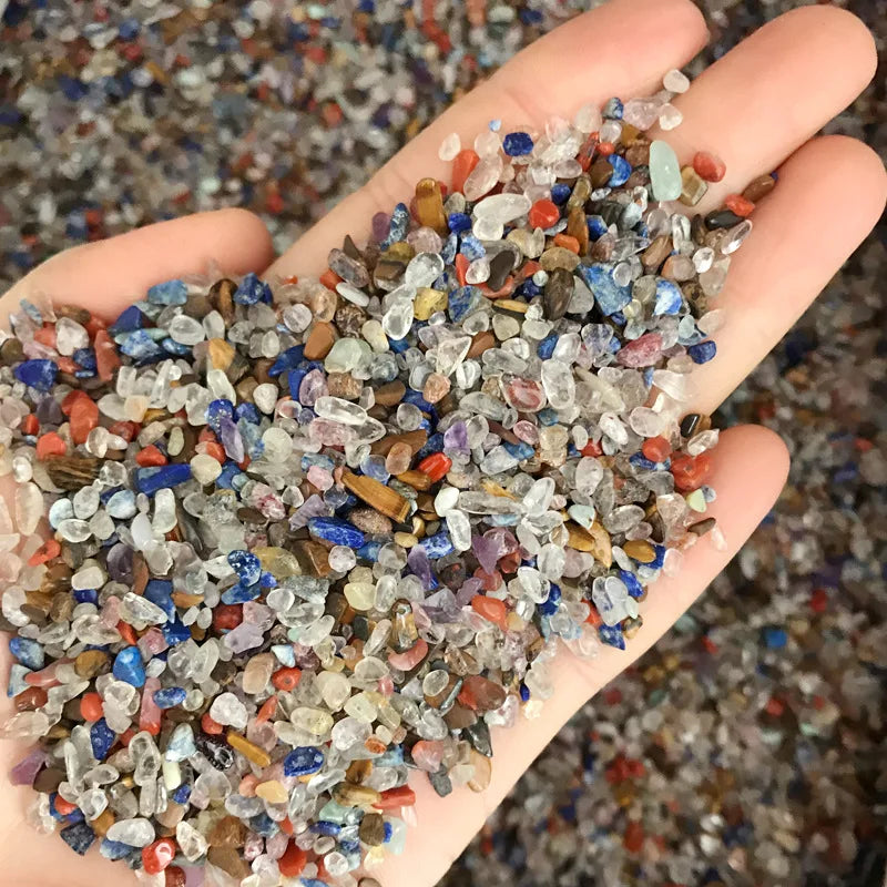 100g Natural Mixed Quartz Crystal Stones – Decorative Mineral Rock Gravel for Aquariums, Terrariums & Crafts