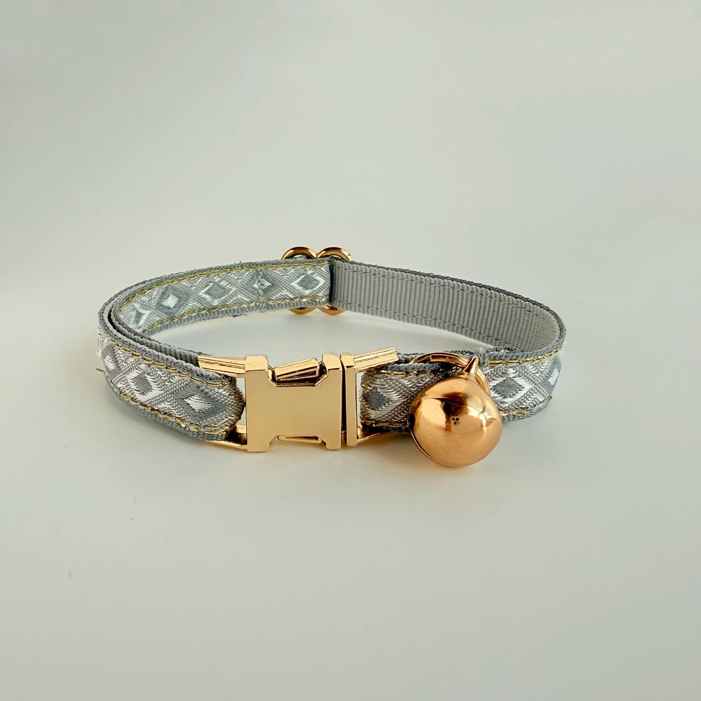 Personalized Jacquard Cat Collar with Gold Thread – Adjustable Collar for Kittens & Small Dogs