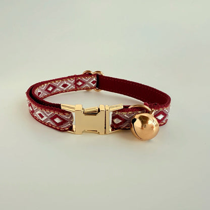 Personalized Jacquard Cat Collar with Gold Thread – Adjustable Collar for Kittens & Small Dogs